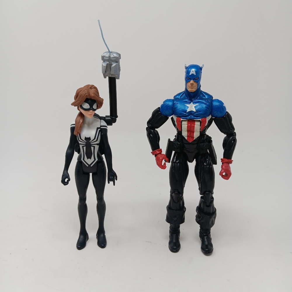 Marvel Action Figure Bundle #435